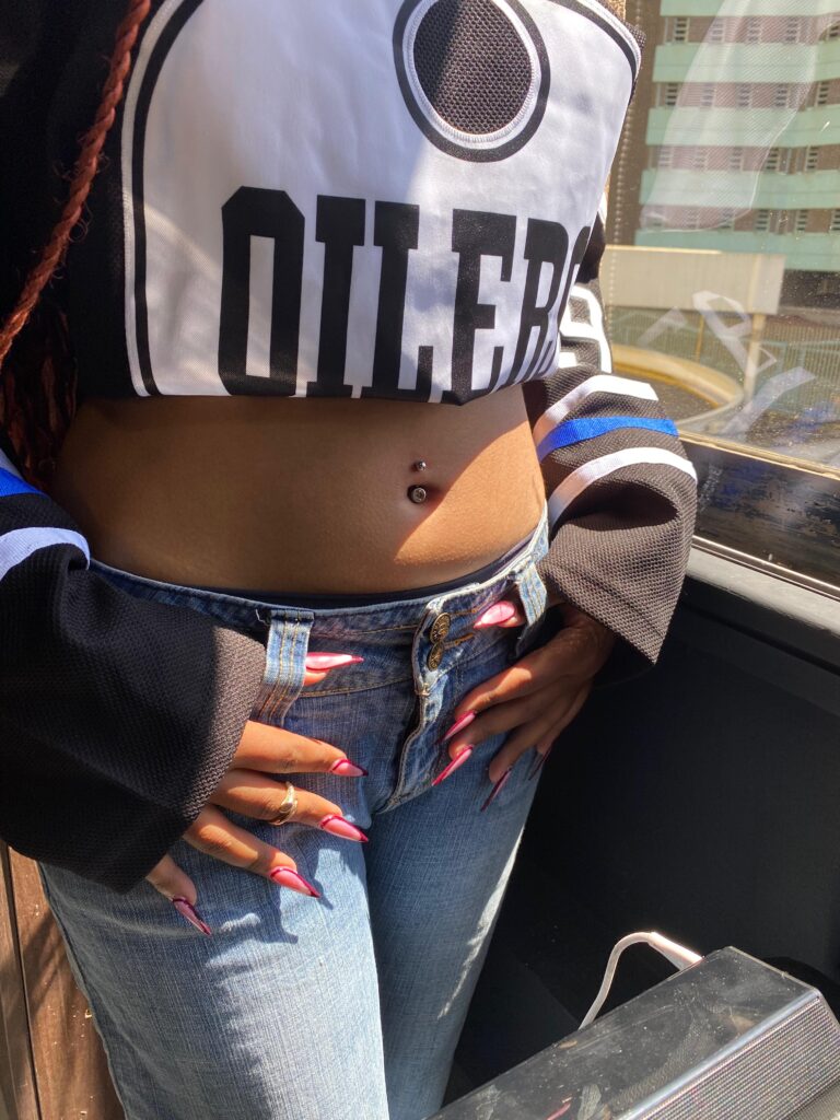 Navel piercing - Tattoo Lust Studio
